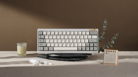 [In Stock]Zoom64 Moonstone White