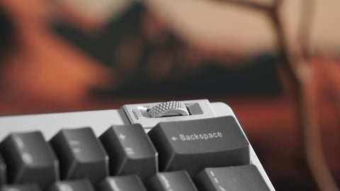 [In Stock]Zoom64 Liquid Silver
